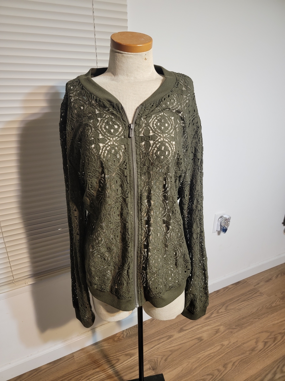 New York & Company SOHO Olive Green Crochet Zip Cardigan